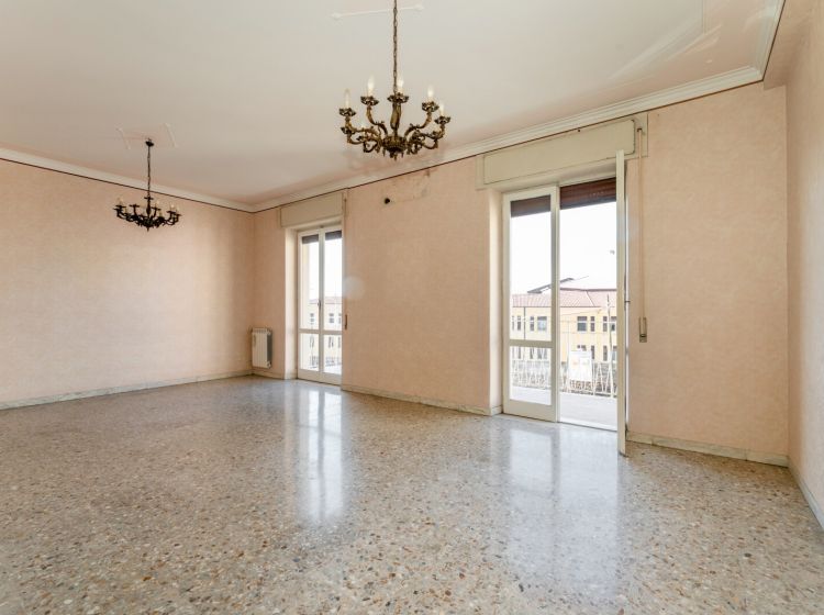 Trilocale in vendita, via Vittorio Emanuele da Bormida  45, Nuovalucello, Catania