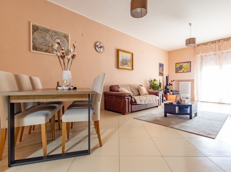 Quadrilocale in vendita, via Sirleto, Mater Domini, Catanzaro