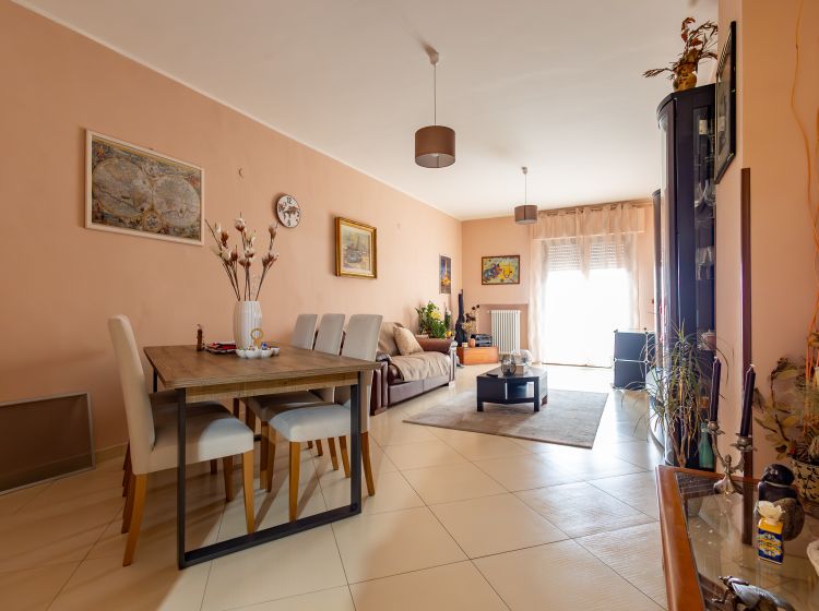 Quadrilocale in vendita, via Sirleto, Mater Domini, Catanzaro