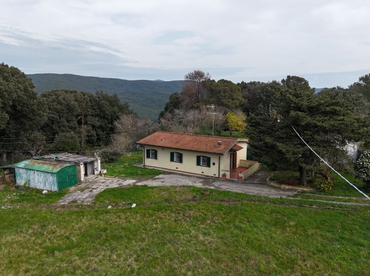 Cascina in vendita, via di Quarrata  13, Castellaccio, Livorno