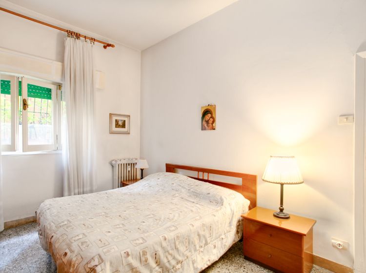 Bilocale in vendita, via Genzano  128, Colli Albani, Roma