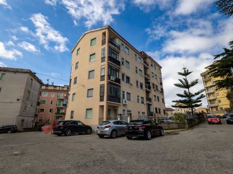 Bilocale in vendita, via Lorenzo Cardone  9, Mater Domini, Catanzaro