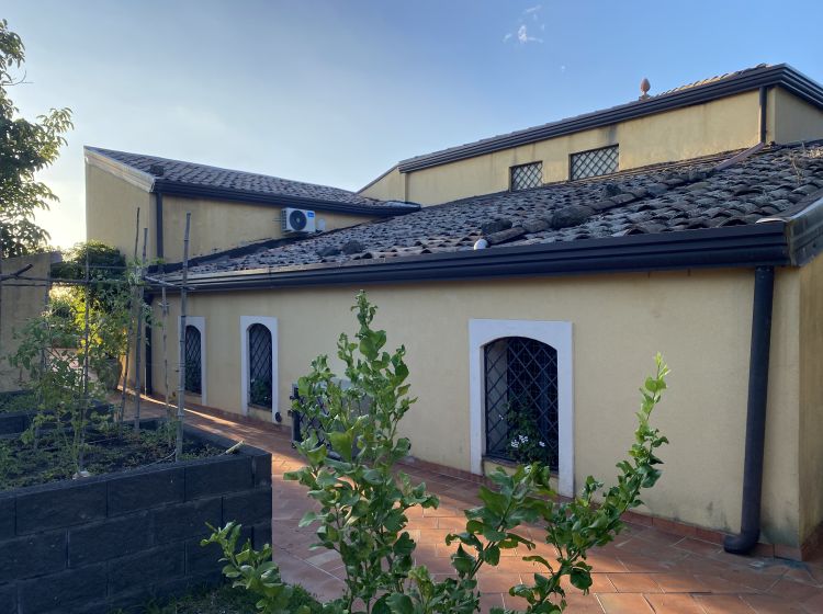 Casale in vendita, via Millicucco, Piedimonte Etneo