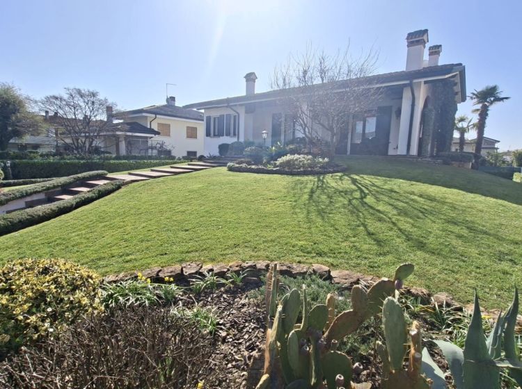 Villa in vendita, Caselle, Selvazzano Dentro