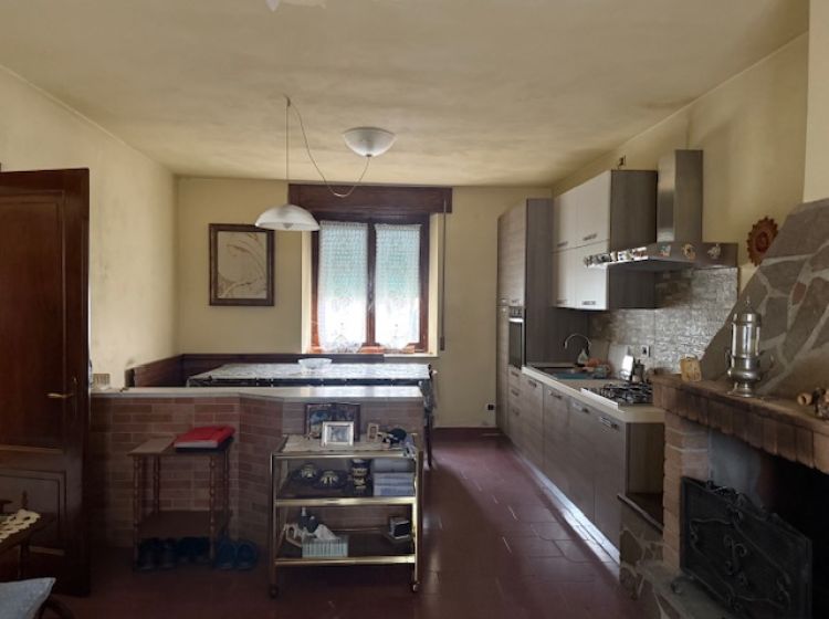 Villa in vendita, Strada Provinciale 13, Corniglio