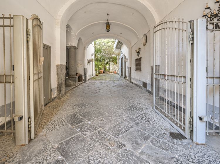 Stabile o palazzo in vendita, via Cesare Battisti  117, Scafati