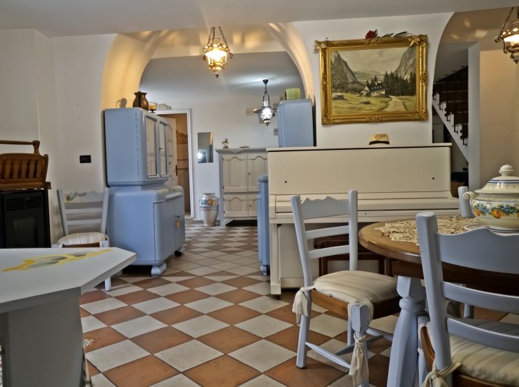 Trilocale in vendita, via Casalnuovo  23, Montescaglioso