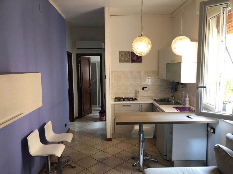 Bilocale in affitto, Piazza Martiri del 7 Luglio, Centro storico, Reggio Emilia