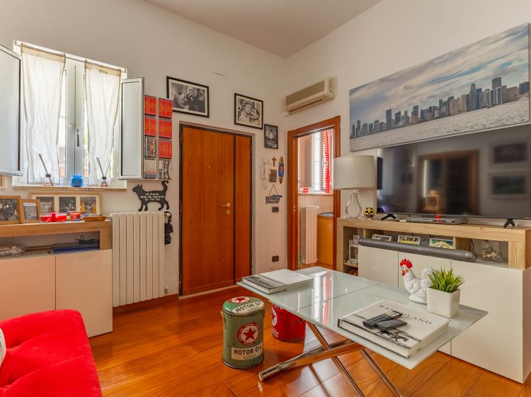 Bilocale in vendita, Corso Cavour  182, Murat, Bari