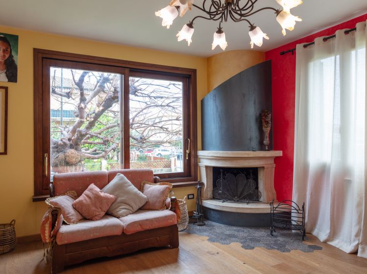 Villa in vendita, via Perugia  2A, Donoratico, Castagneto Carducci