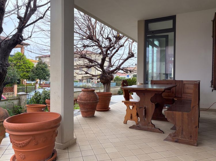 Villa in vendita, via Perugia  2A, Donoratico, Castagneto Carducci