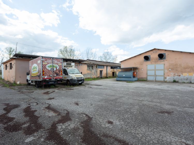 Capannone in vendita, via Antonio Meucci  34, Palaia