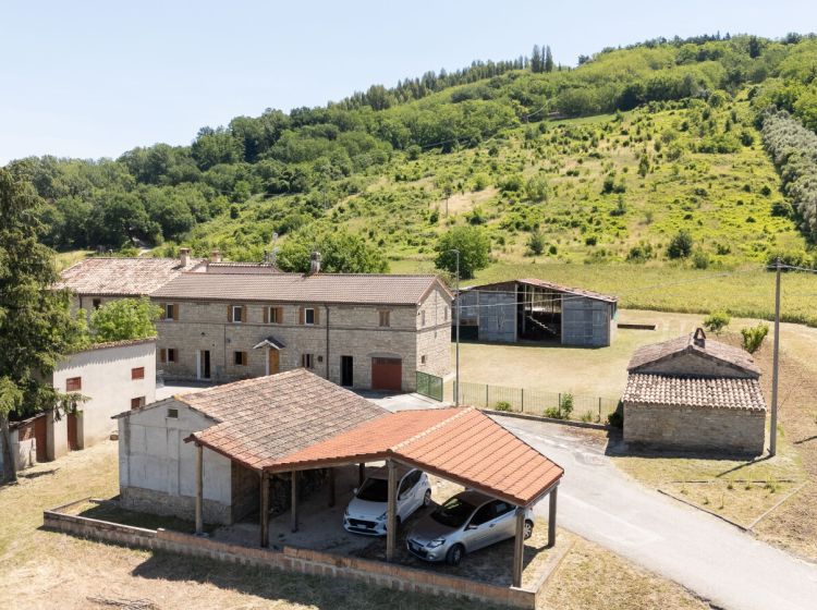 Casale in vendita, via Santa Maria  8, Cupramontana