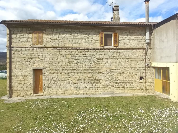 Casale in vendita, via Santa Maria  8, Cupramontana