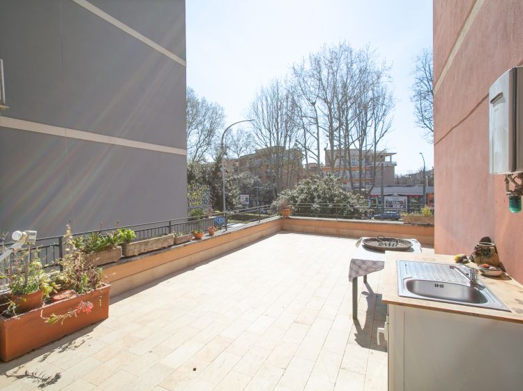 Trilocale in vendita, Circonvallazione Gianicolense  368, Monteverde, Roma