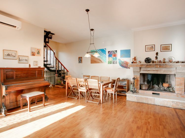 Villa in vendita, via Marotta  74, Fregene, Fiumicino