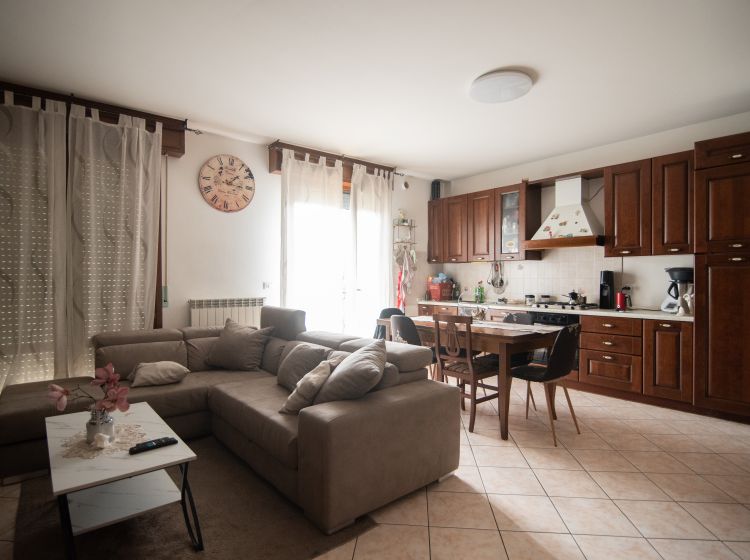 Appartamento in vendita, via Palmiro Togliatti  1, Montecalvo In Foglia