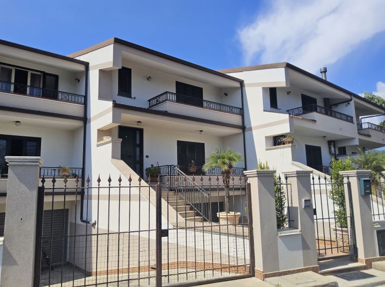 Villa in vendita, Contrada Cardusa, Gioiosa Ionica