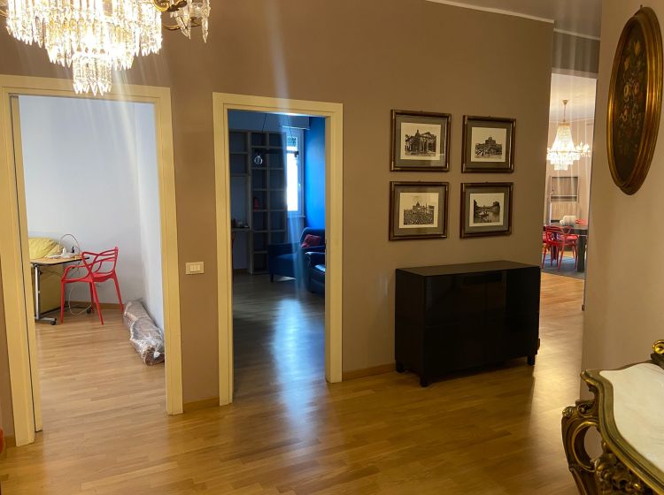 Quadrilocale in vendita, Piazza Mariano Armellini, Bologna, Roma