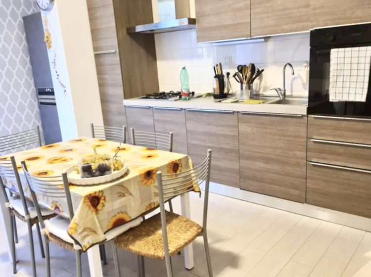 Trilocale in affitto, via Breguzzo  5, San Siro, Milano