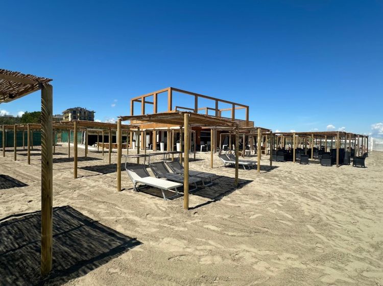 Attività / Licenza in vendita, via Nettuno  35, Chioggia