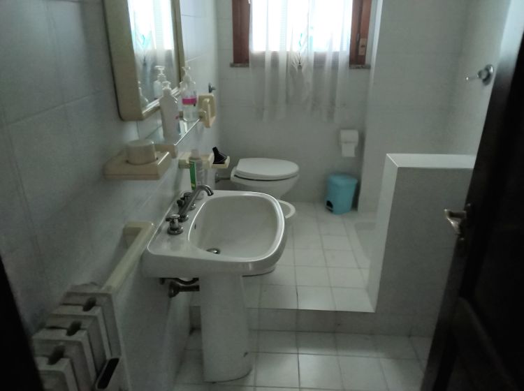 Appartamento in vendita, via Agesidamo, Locri