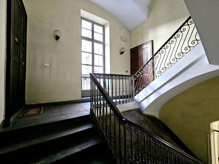 Bilocale in affitto, via Gian Francesco Bellezia  7, Centro, Torino