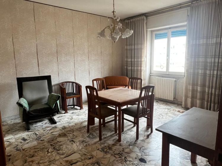 Appartamento in vendita, via Matteo Luigi Guerrieri  6, Centro, Foggia