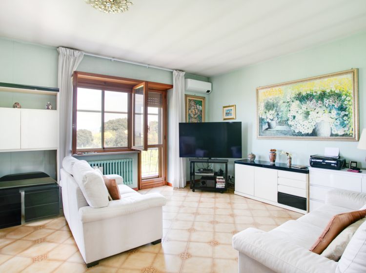 Appartamento in vendita, via Roccabernarda, Tor Vergata, Roma