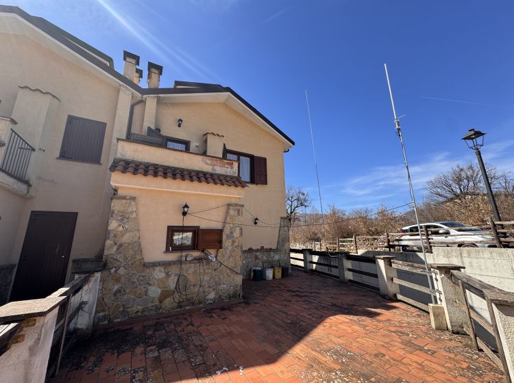 Bilocale in vendita, via Valle Maggiore  lucoli, Piaggia, Lucoli