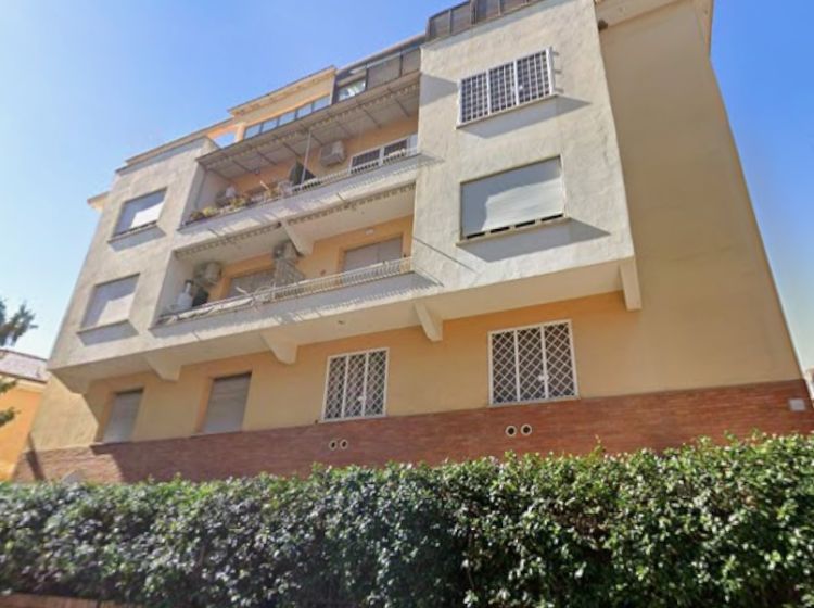 Bilocale in vendita, via Achille Mauri, Monte Mario, Roma
