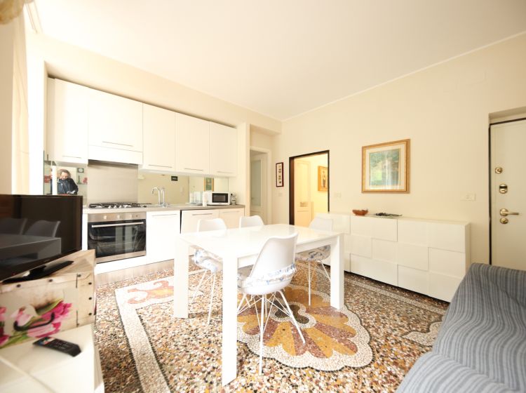 Trilocale in vendita, via Gio Bono Ferrari, San Fruttuoso, Camogli