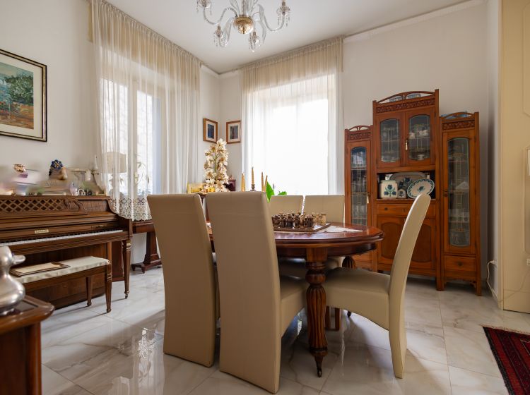 Quadrilocale in vendita, via Aldo Barbaro  30, San Leonardo, Catanzaro