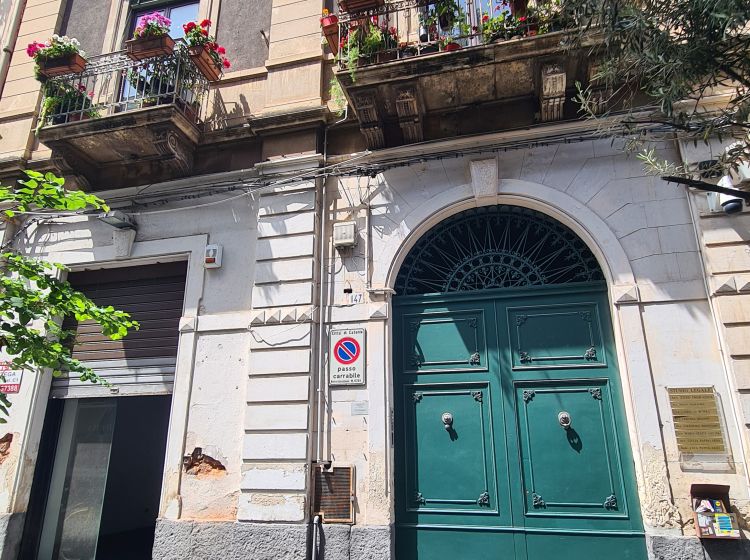 Negozio in vendita, viale della Libertà  145, Libertà, Catania