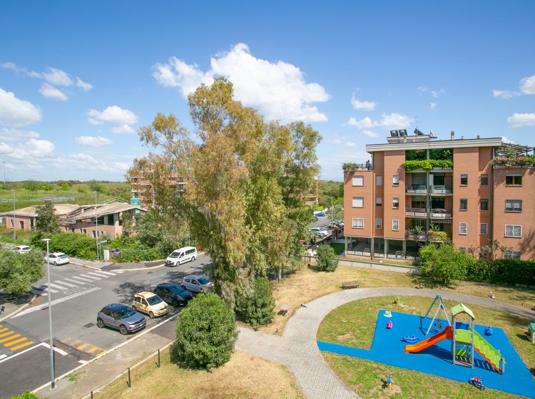 Trilocale in vendita, via Generale Giuseppe Valle  42, Magliana, Roma