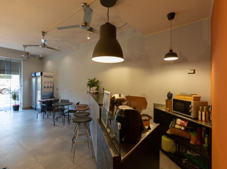 Attività / Licenza in vendita, via Lucchese  31, Porta a Lucca, Pisa