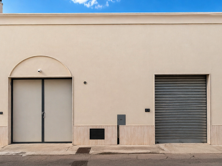 Magazzino o deposito in vendita, via Giuseppe Mazzini  3, Taviano