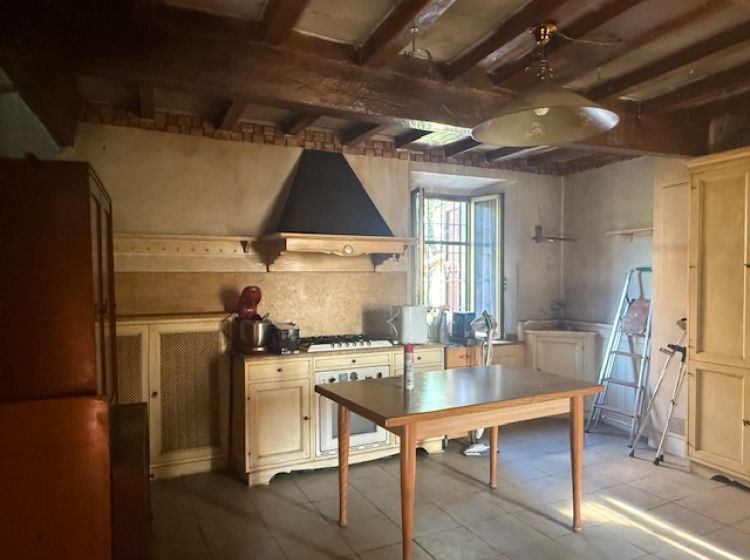 Rustico in vendita, Strada della Cornia, Albazzano, Tizzano Val Parma