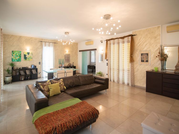 Villa in vendita, via Giuseppe Sirtori  2, Igea Marina, Bellaria-igea Marina