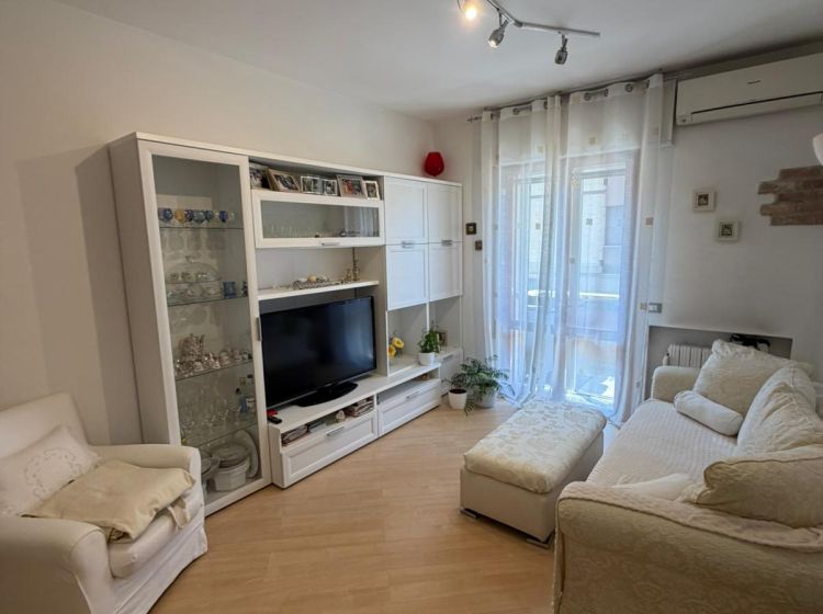 Trilocale in vendita, via Roberto Ardigò  18, Santa Rita, Padova