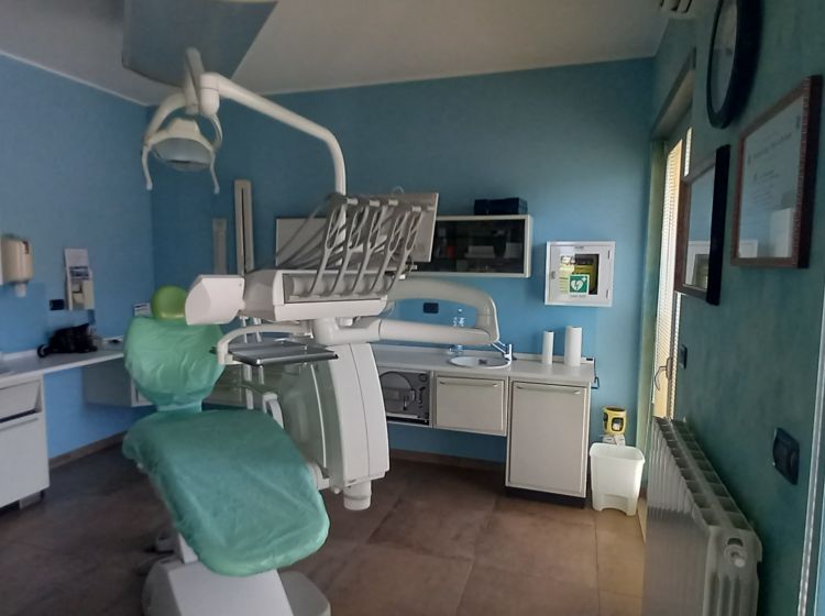 Studio in vendita, via V. Bachelet  10, Aradeo