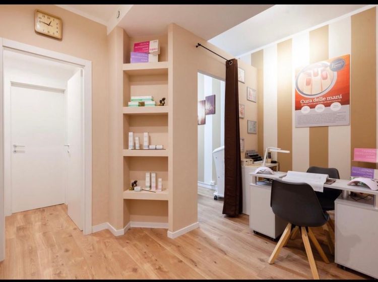 Attività / Licenza in vendita, via Carlo Bazzi, Vigentino, Milano
