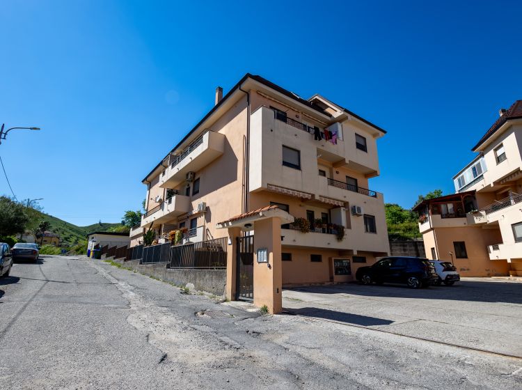 Mansarda in vendita, via Benedetto Musolino  50, Santa Maria, Catanzaro