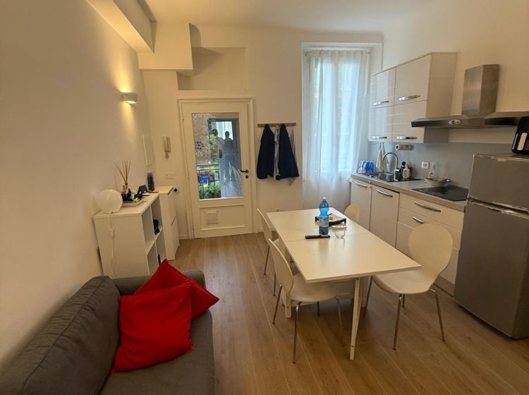 Bilocale in affitto, Ripa di Porta Ticinese  117, Ticinese, Milano