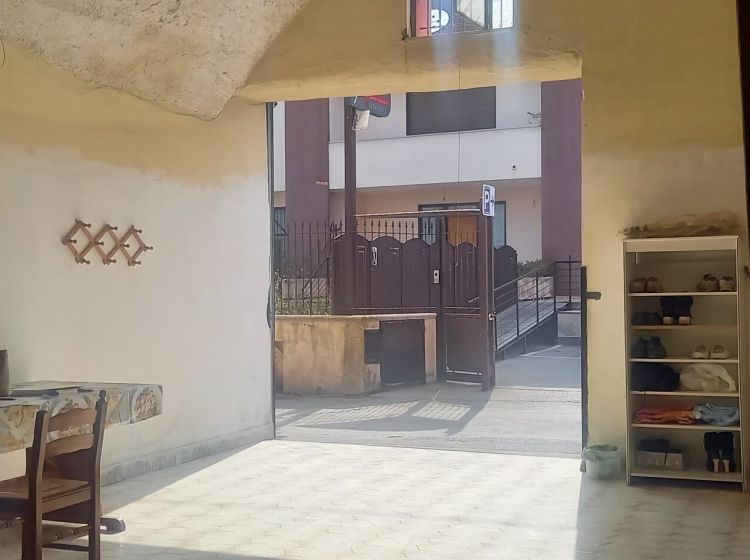 Bilocale in vendita, via Cangiani  38, Boscoreale