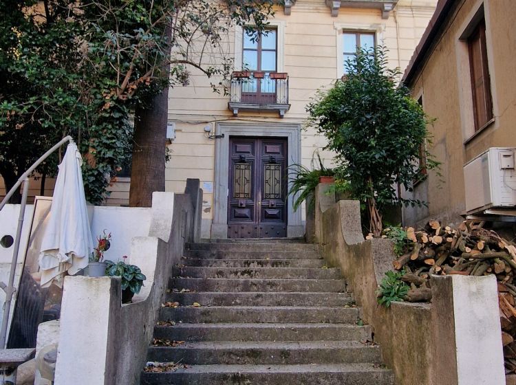 Quadrilocale in vendita, Discesa Cavour  2, Centro Storico, Catanzaro