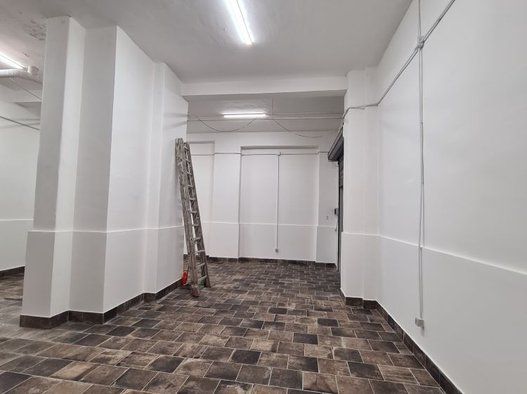Magazzino o deposito in affitto, via Barriera del Bosco  20, Sant'agata Li Battiati