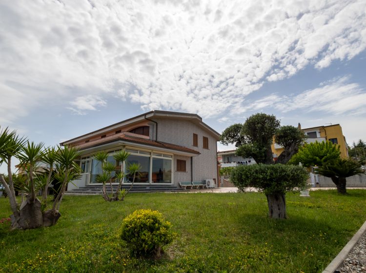 Villa in vendita, via Canalicchio  9, Copanello, Stalettì