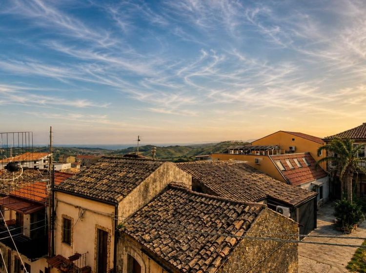 Bilocale in vendita, via Vincenzo D'Amato  62, Centro Storico, Catanzaro