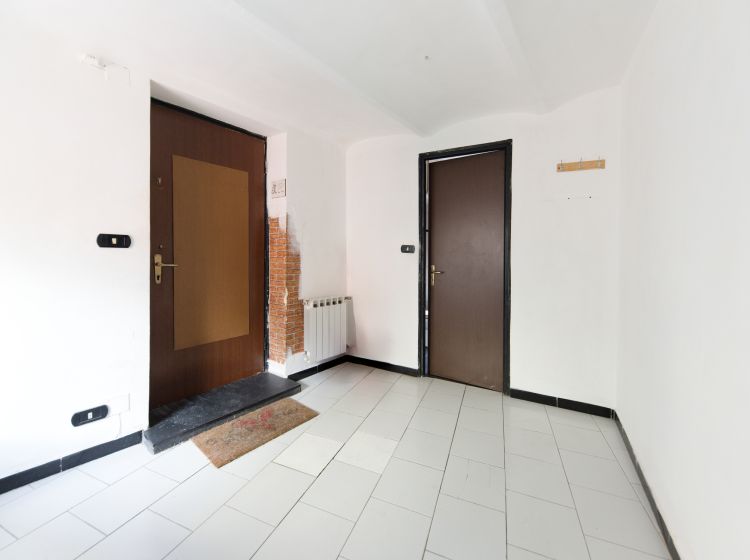 Bilocale in vendita, via Barabini di Teglia  2, Rivarolo, Genova
